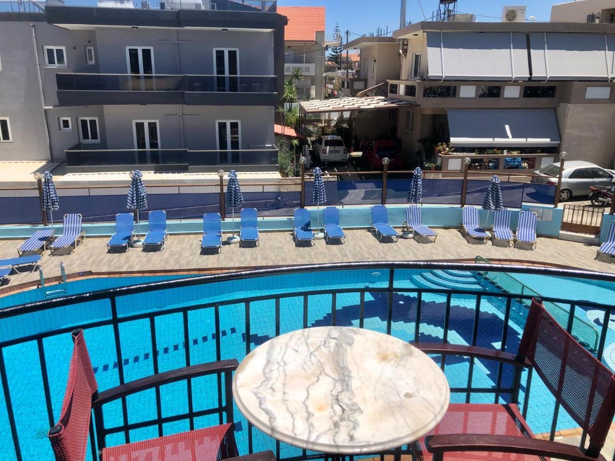 Epis Hotel Agia Marina  Exterior photo